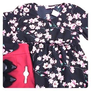NWT | Maternity Top | floral